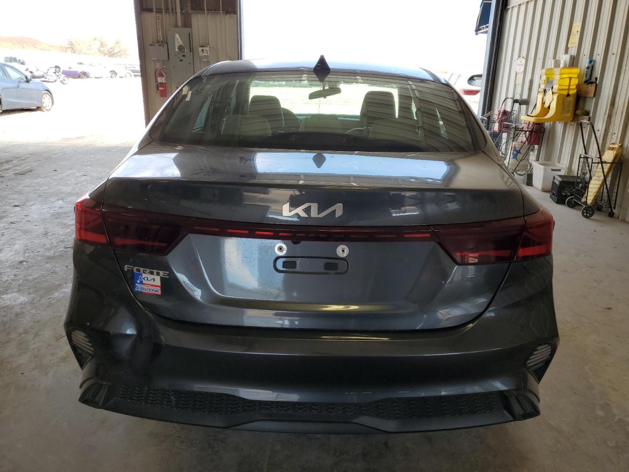 2023 Kia Forte Lx VIN: 3KPF24AD1PE627496 Lot: 69377254