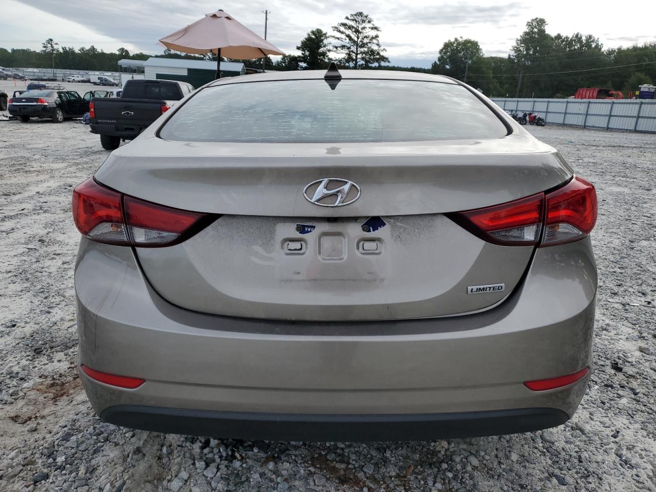 2016 Hyundai Elantra Se VIN: 5NPDH4AE7GH722431 Lot: 65349134