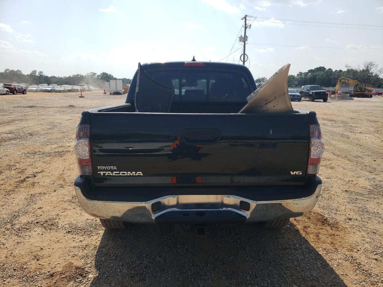 2013 Toyota Tacoma - Image 6