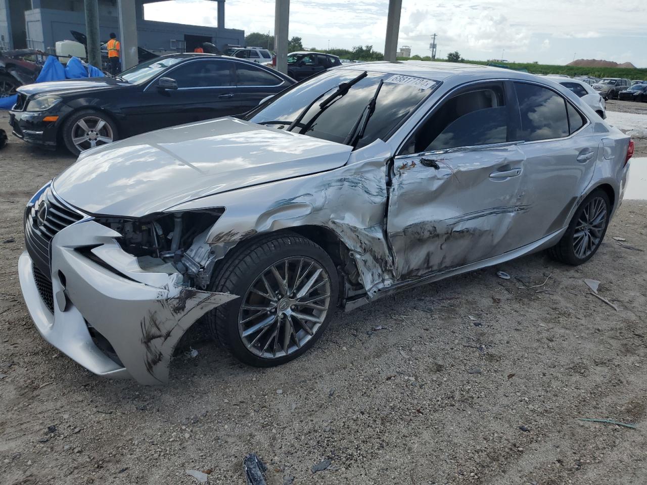 2014 Lexus IS - Image 1