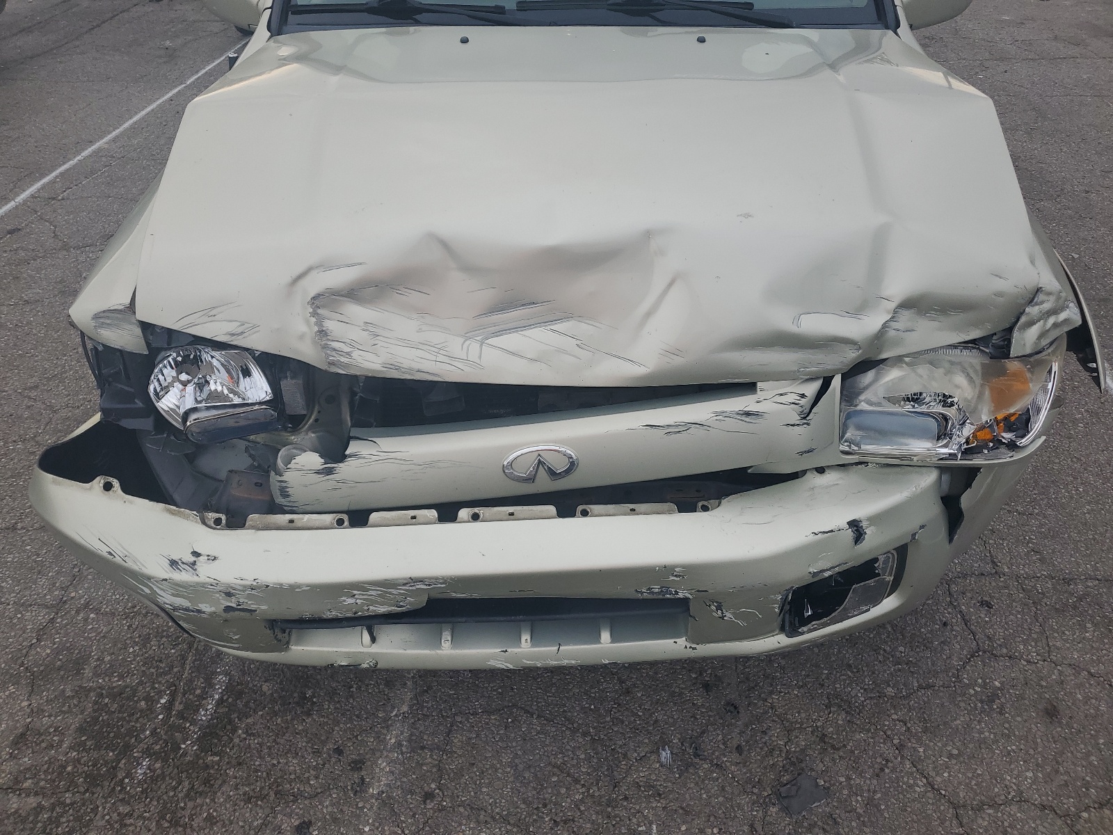 JNRDR09Y61W217972 2001 Infiniti Qx4