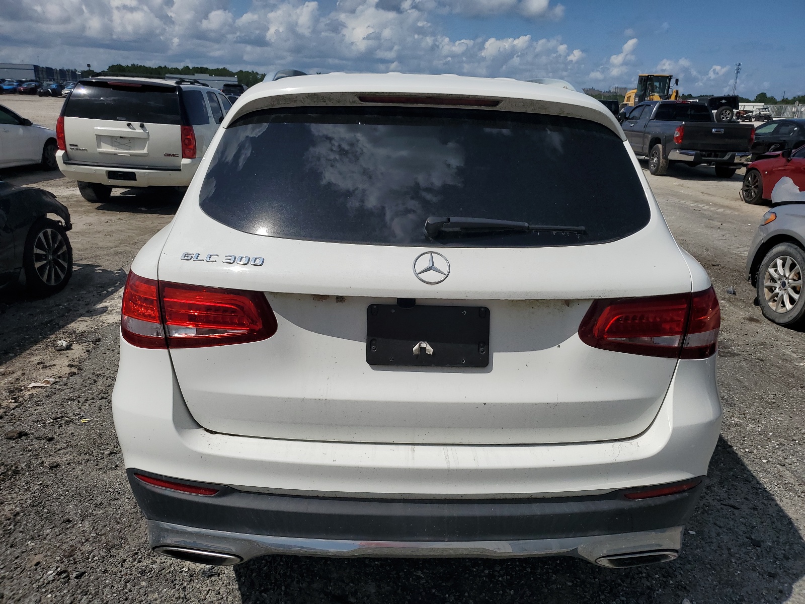 WDC0G4JB4HF142745 2017 Mercedes-Benz Glc 300