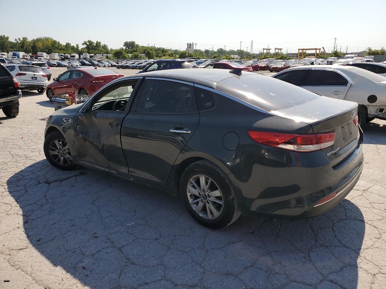 VIN KNAGT4L34G5072459 2016 KIA OPTIMA no.2