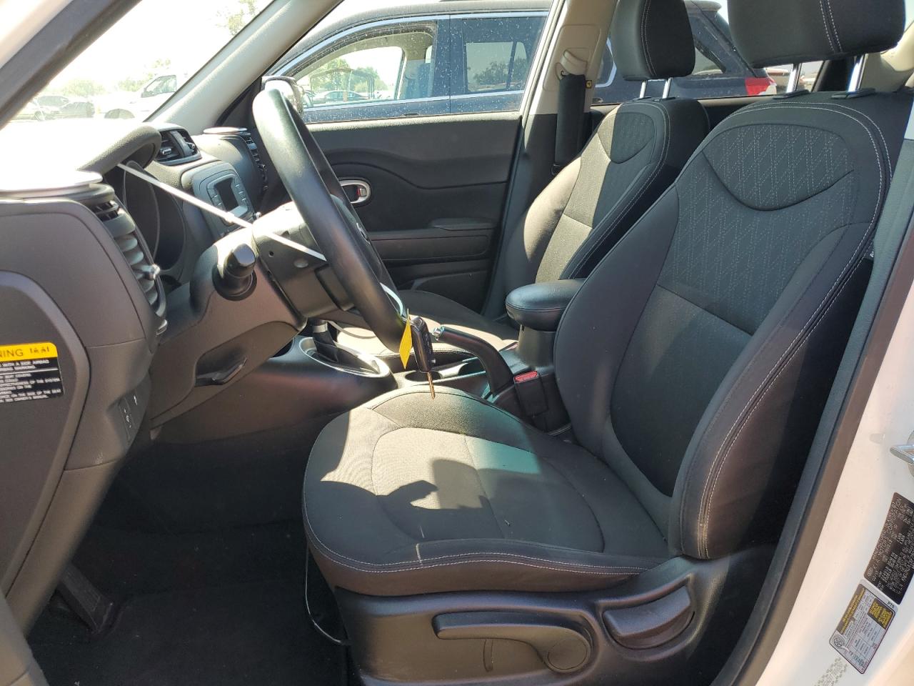 2015 Kia Soul VIN: KNDJN2A2XF7800287 Lot: 66809814