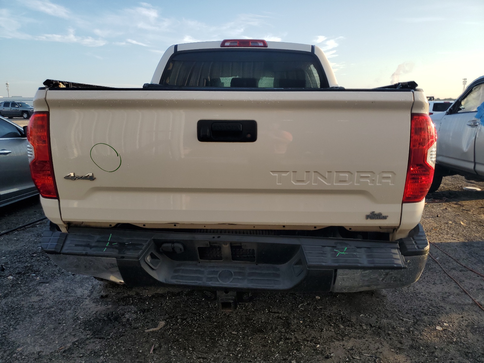 5TFDW5F14KX809265 2019 Toyota Tundra Crewmax Sr5