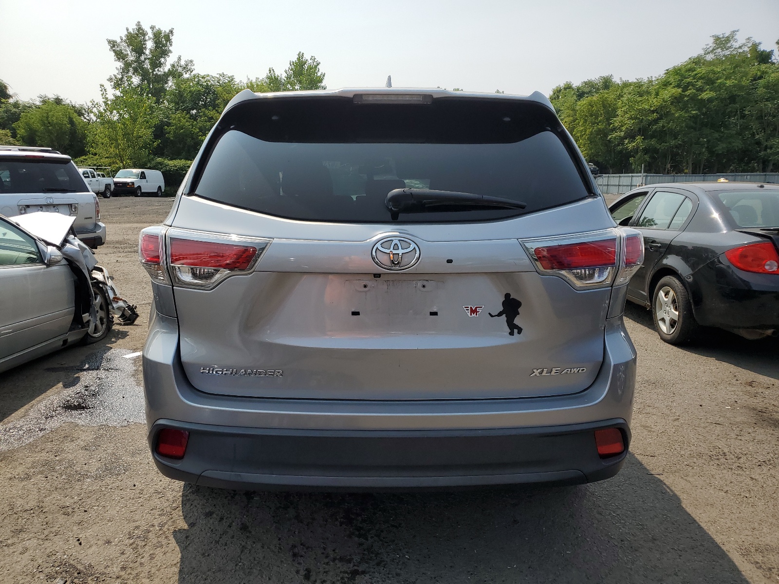 5TDJKRFH8FS132672 2015 Toyota Highlander Xle