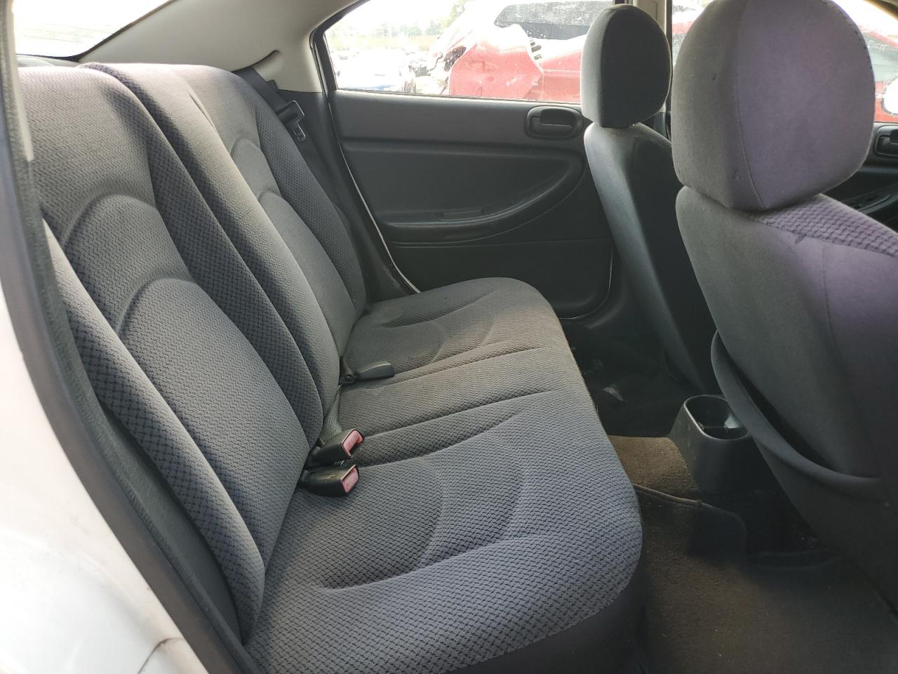 2006 Chrysler Sebring - Image 10