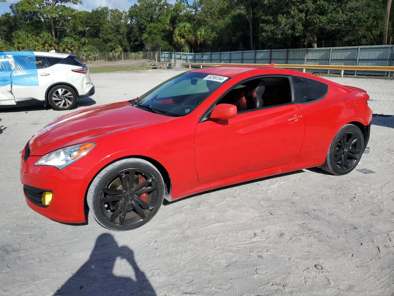 2011 Hyundai Genesis Coupe 2.0T VIN: KMHHT6KD2BU052931 Lot: 69299154
