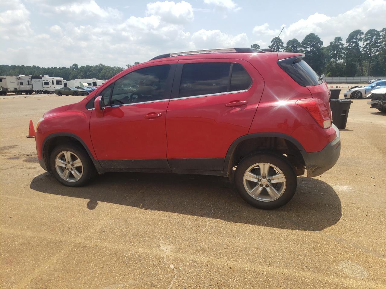 2015 Chevrolet Trax - Image 2
