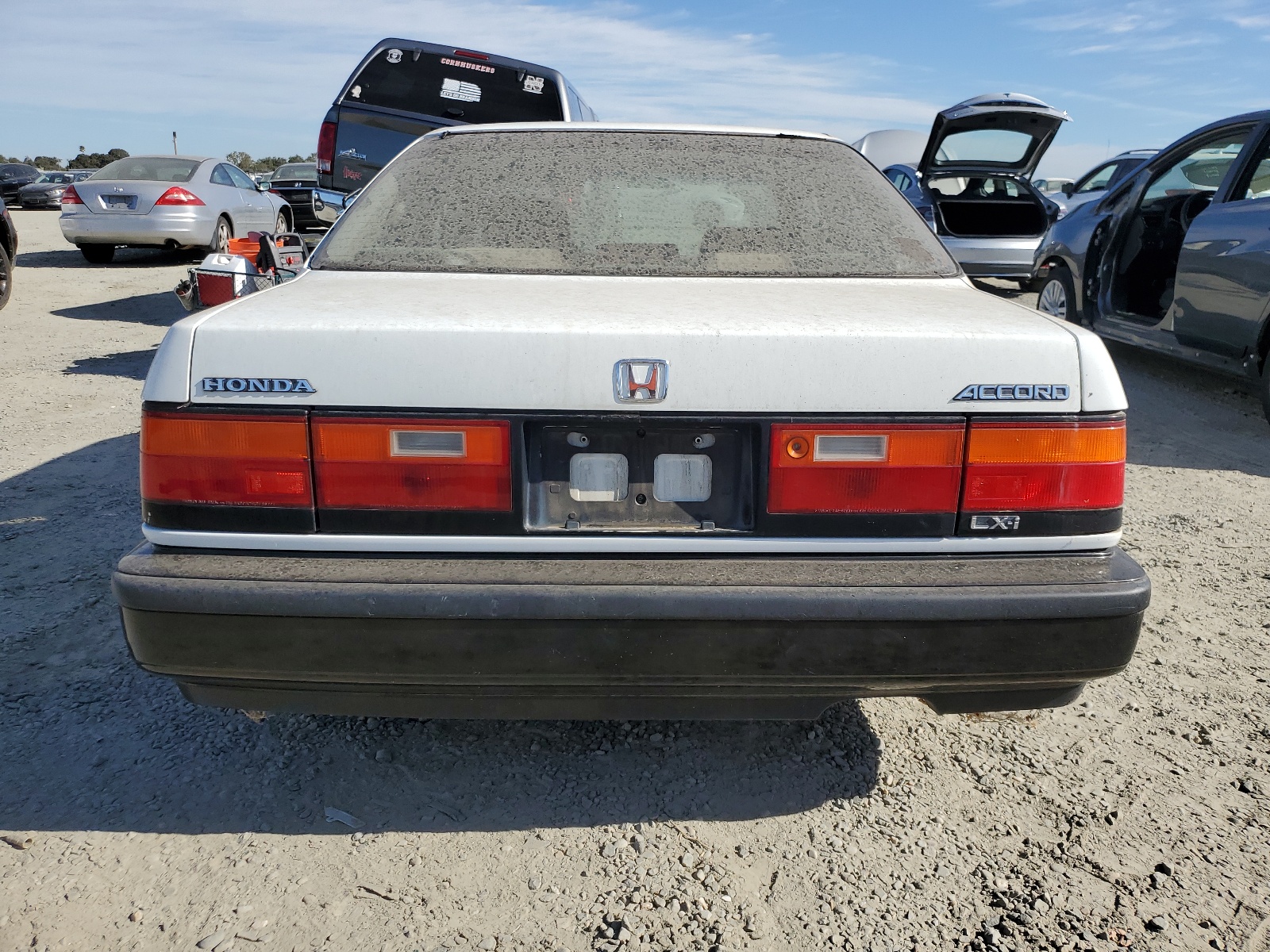 1HGCA628XJA021337 1988 Honda Accord Lxi