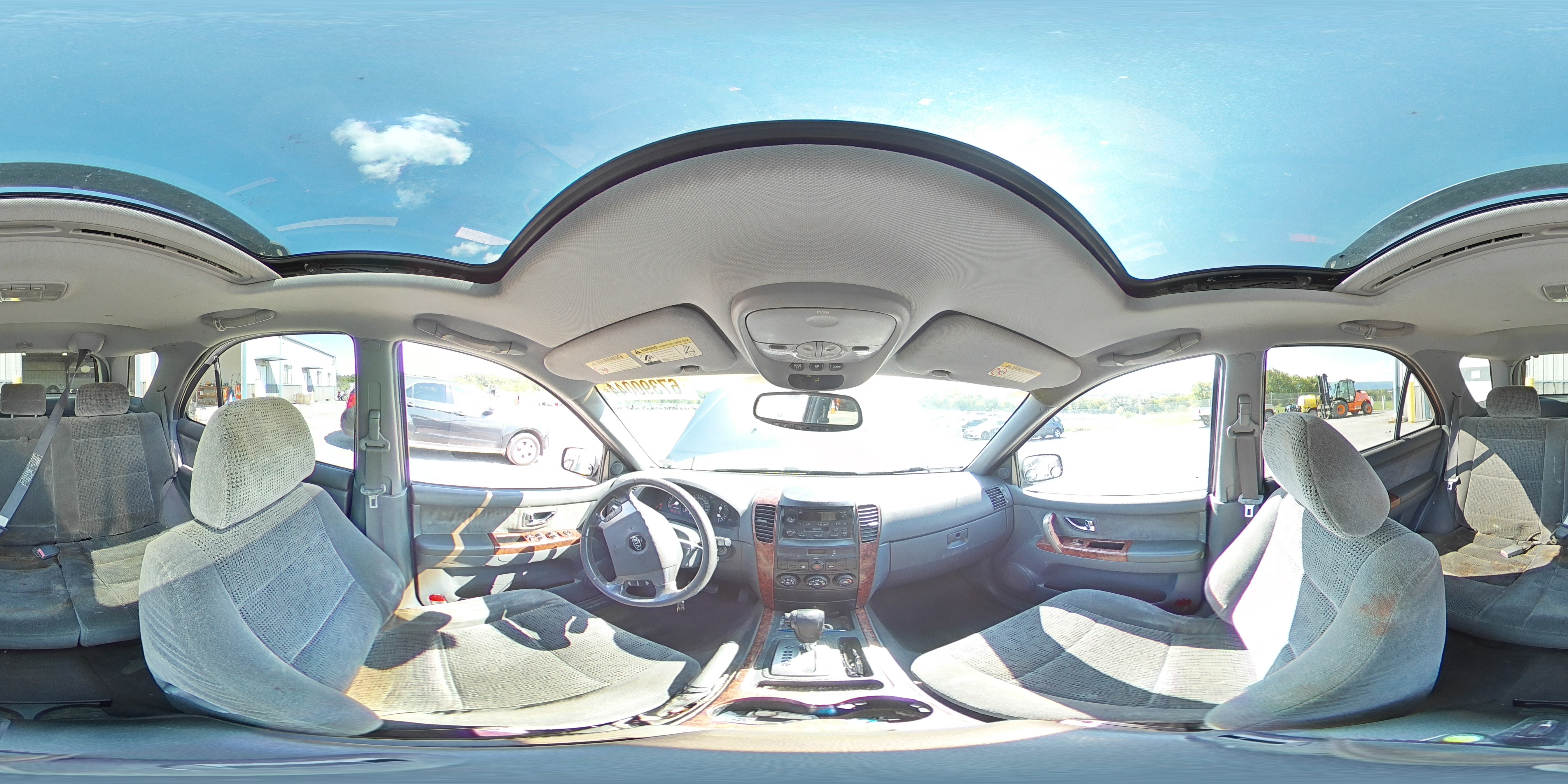 2003 Kia Sorento Ex VIN: KNDJC733935057315 Lot: 67390044