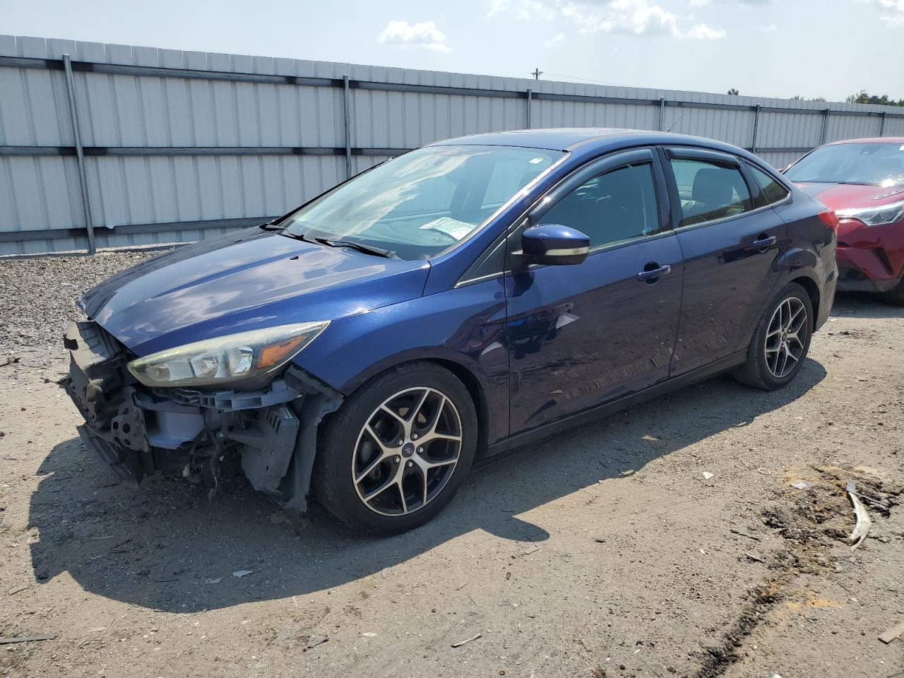 1FADP3H25HL282608 2017 FORD FOCUS - Image 1