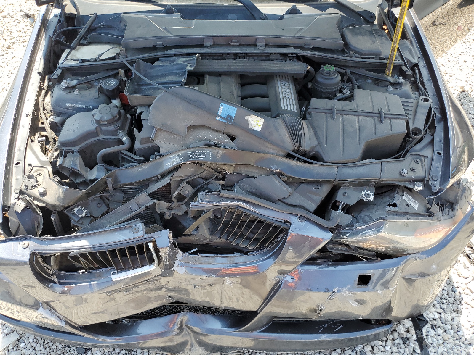 WBAVC93547KX61196 2007 BMW 328 Xi