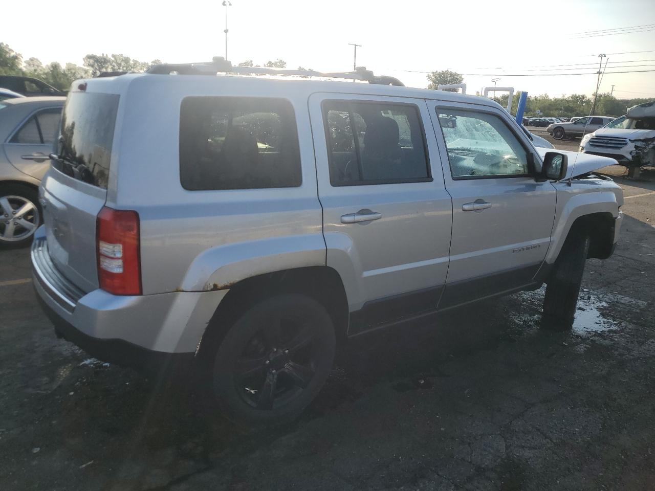 2013 Jeep Liberty (Patriot) - Image 3
