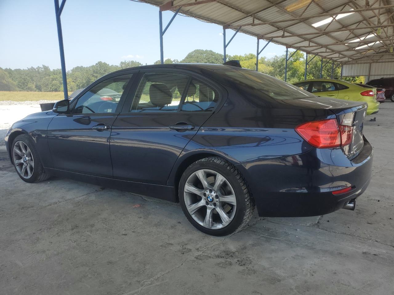 VIN WBA3B9C58DF140980 2013 BMW 3 SERIES no.2