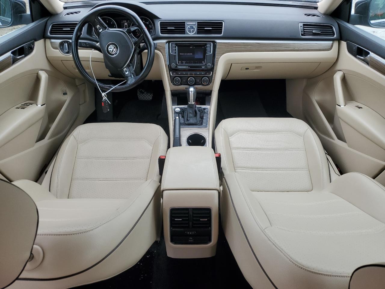 2017 Volkswagen Passat Se VIN: 1VWBT7A32HC079177 Lot: 66062144