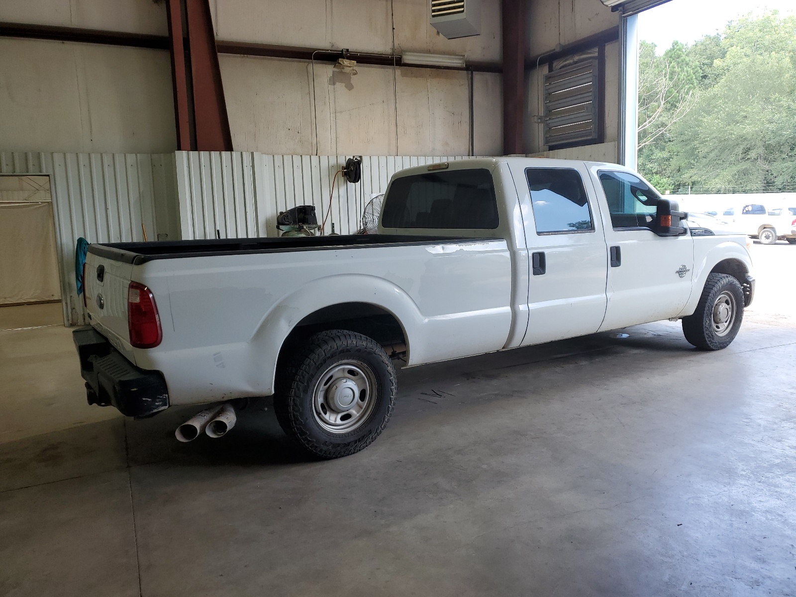 2016 Ford F250 Super Duty vin: 1FT7W2AT3GEB54071