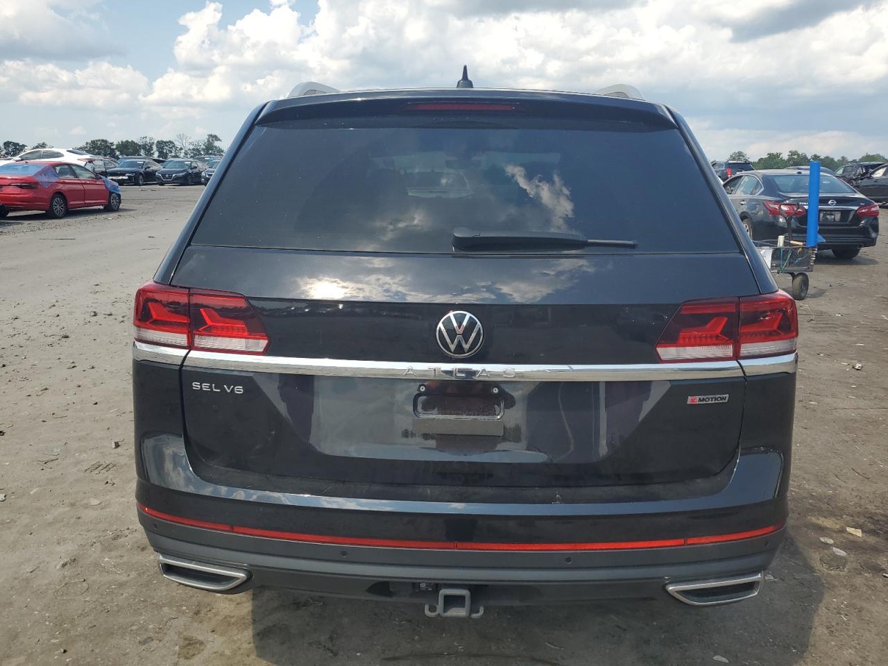 1V2BR2CA8NC562022 2022 Volkswagen Atlas Sel