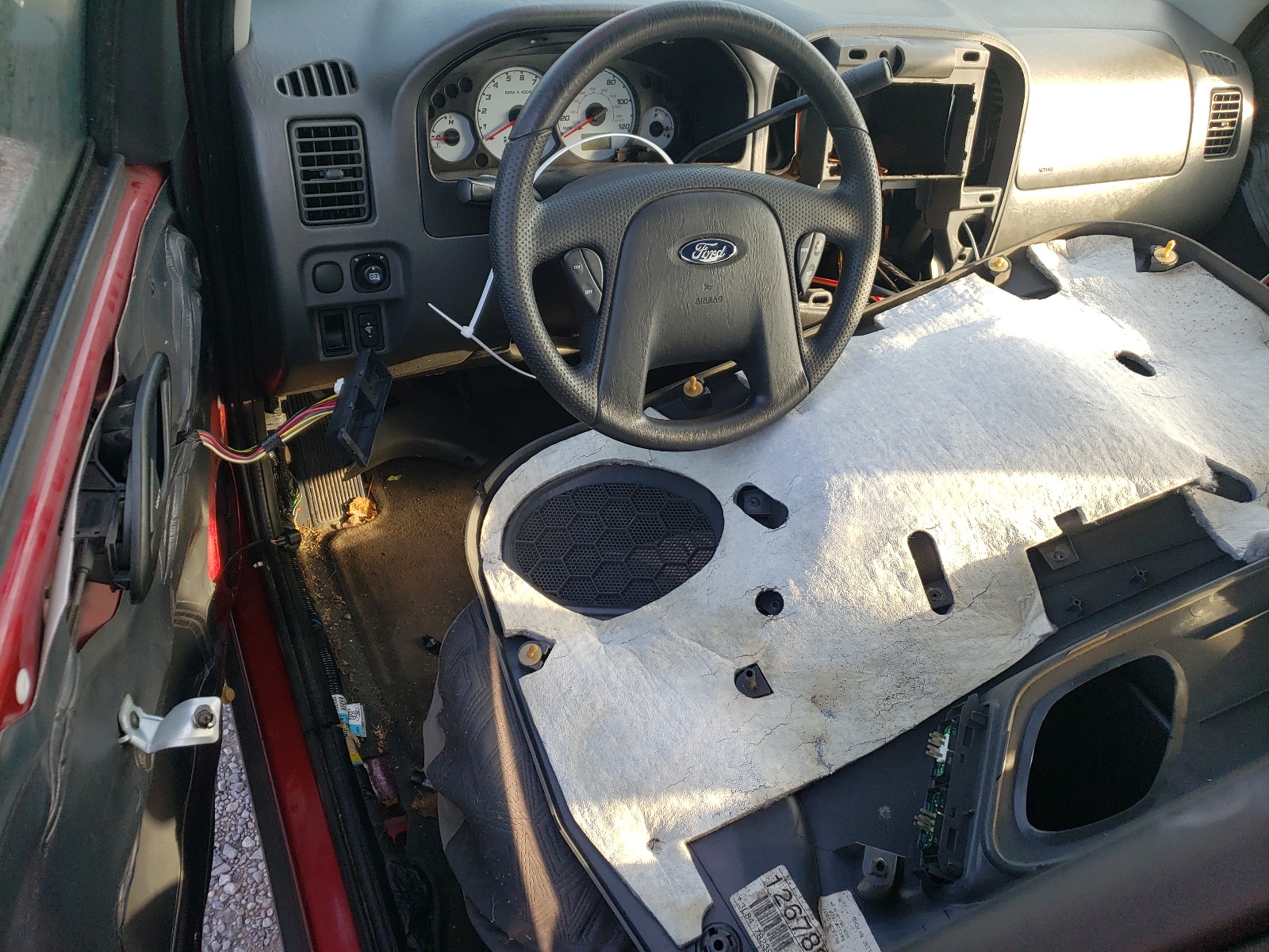 1FMYU92133KE04206 2003 Ford Escape Xls