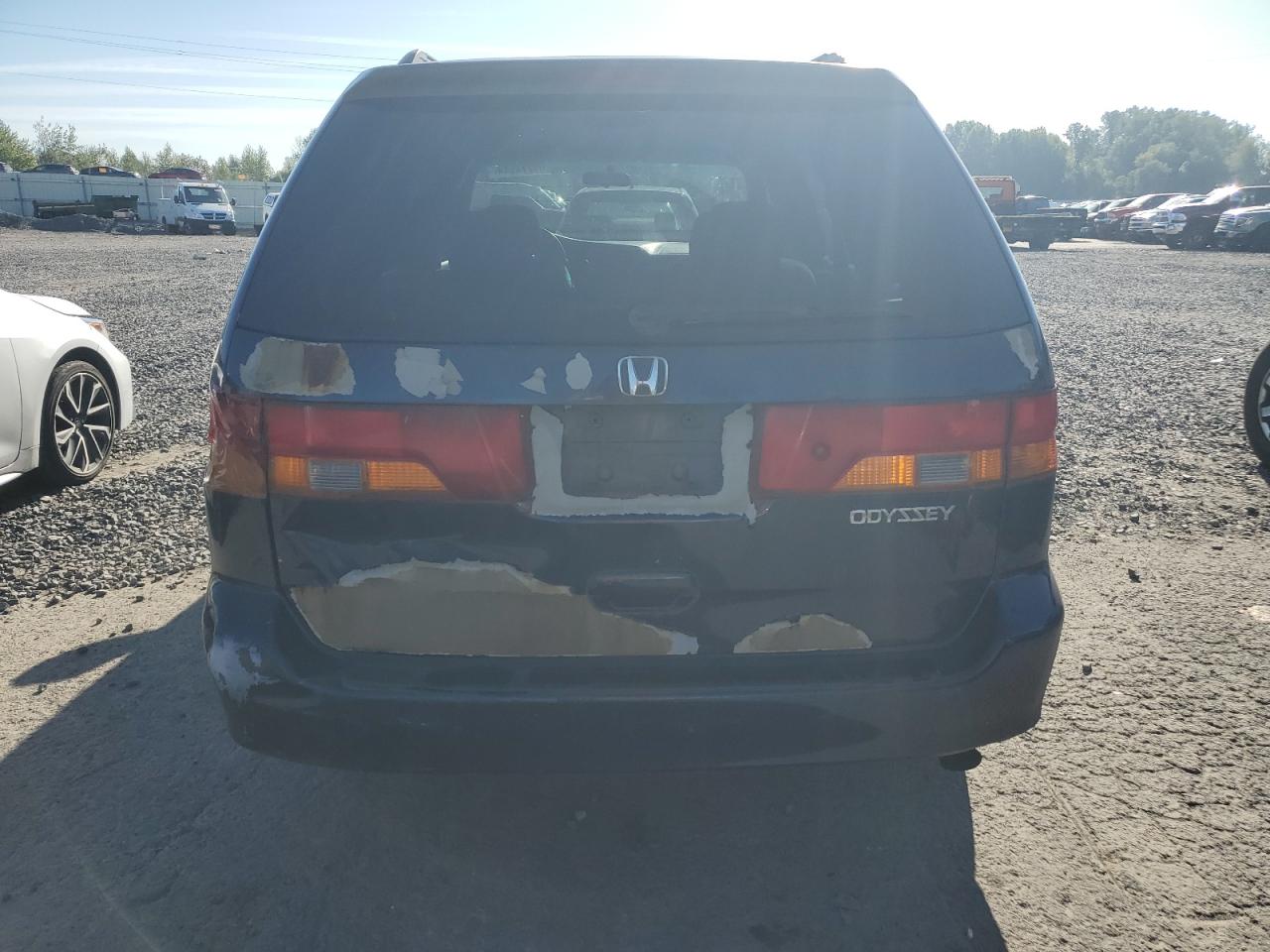 5FNRL188X4B111922 2004 Honda Odyssey Ex
