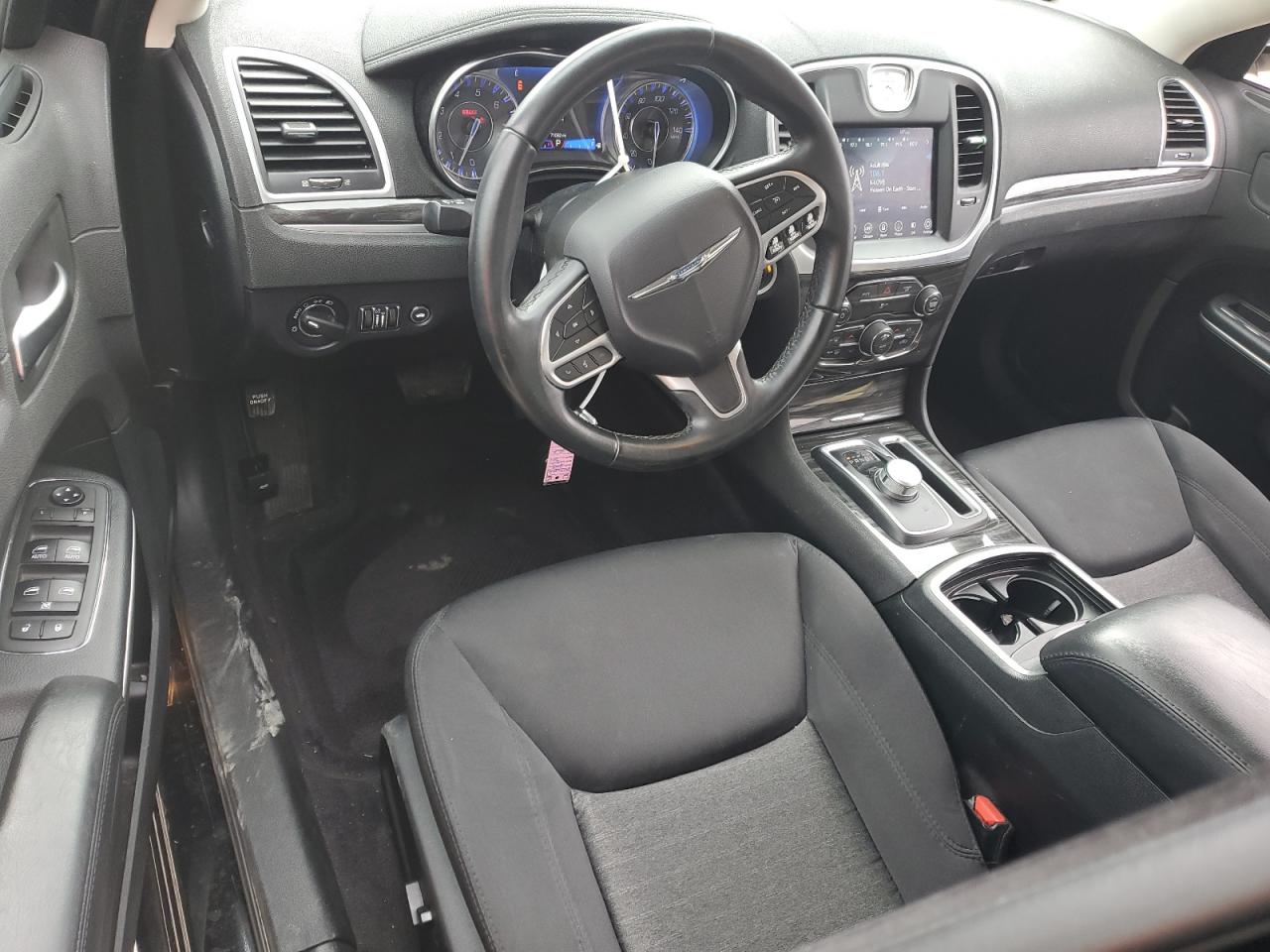 2019 Chrysler 300 Touring VIN: 2C3CCARG1KH538381 Lot: 66919514