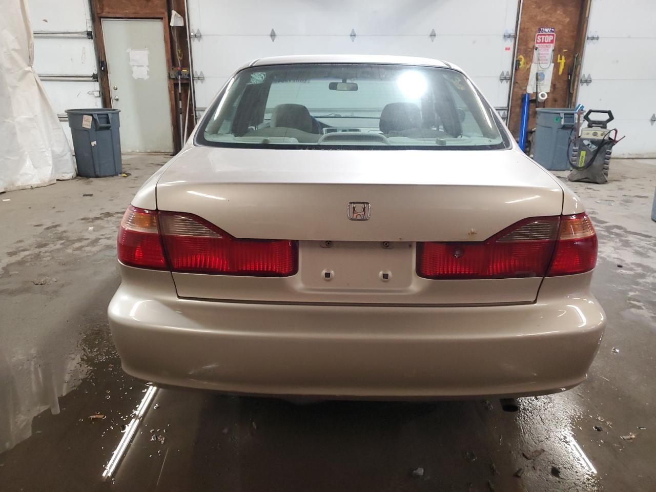 2000 Honda Accord Se VIN: 1HGCG6692YA083164 Lot: 68621964