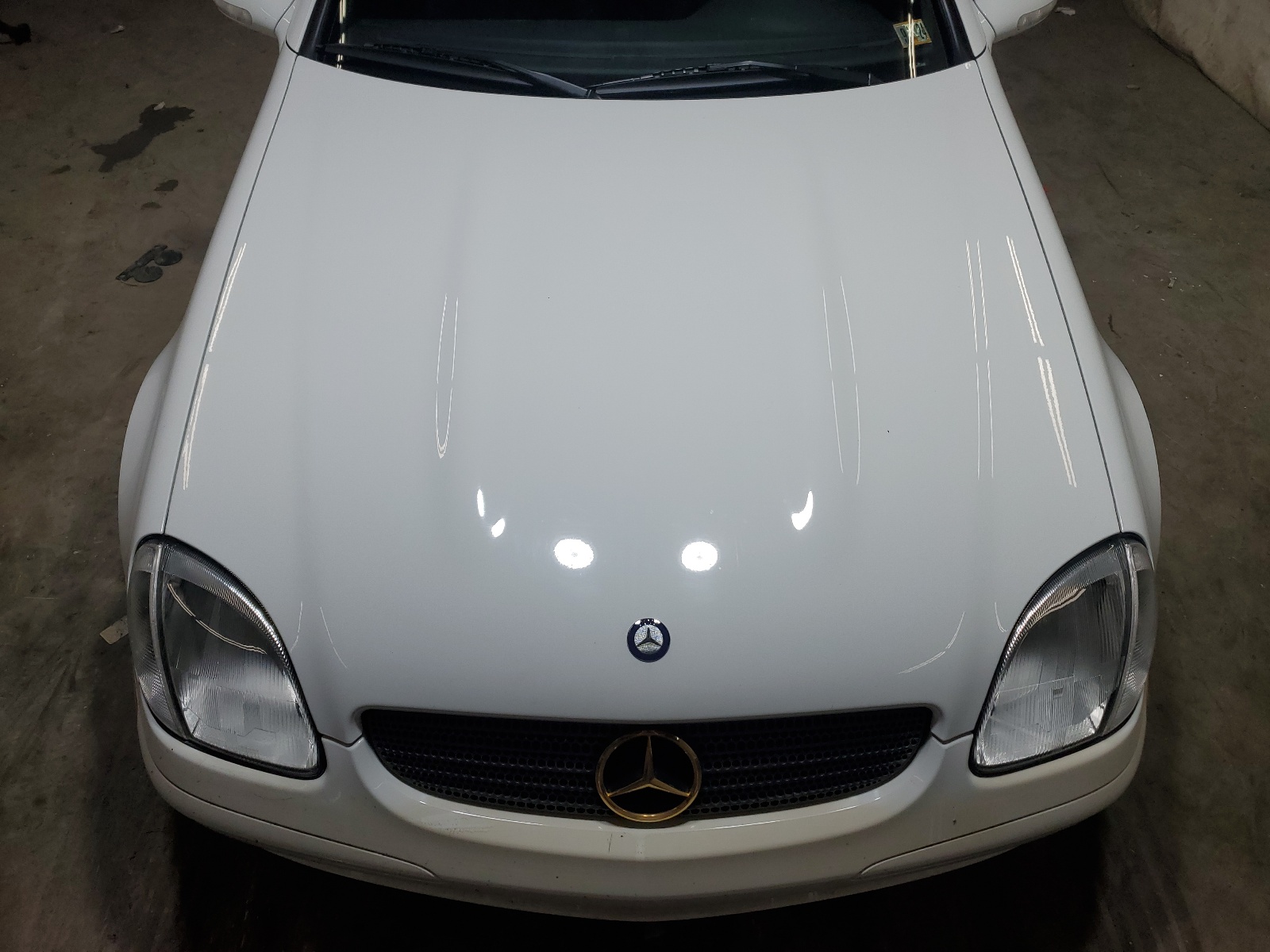 WDBKK65F61F174090 2001 Mercedes-Benz Slk 320