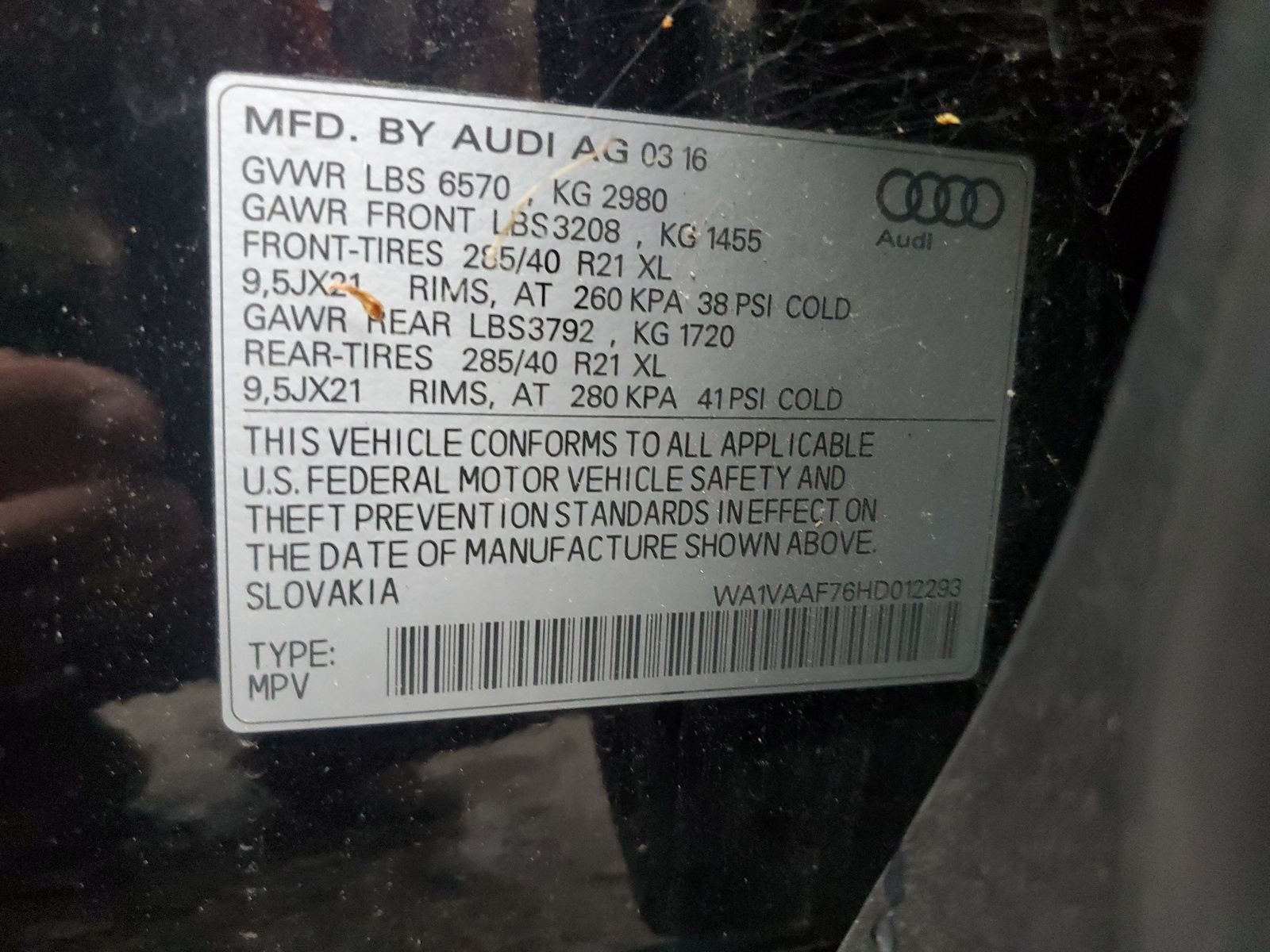 WA1VAAF76HD012293 2017 Audi Q7 Prestige