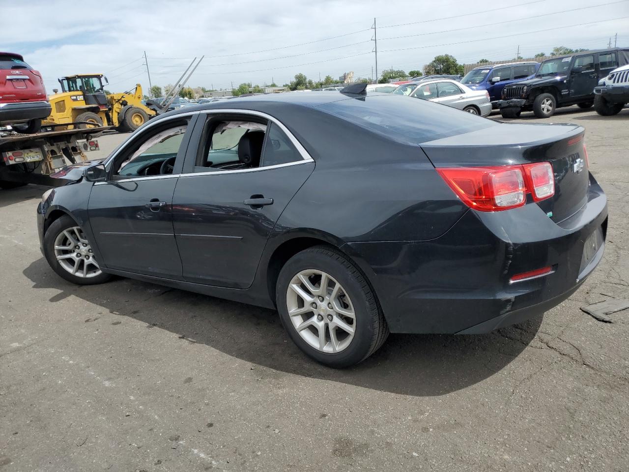 1G11C5SL4FF281881 2015 CHEVROLET MALIBU - Image 2