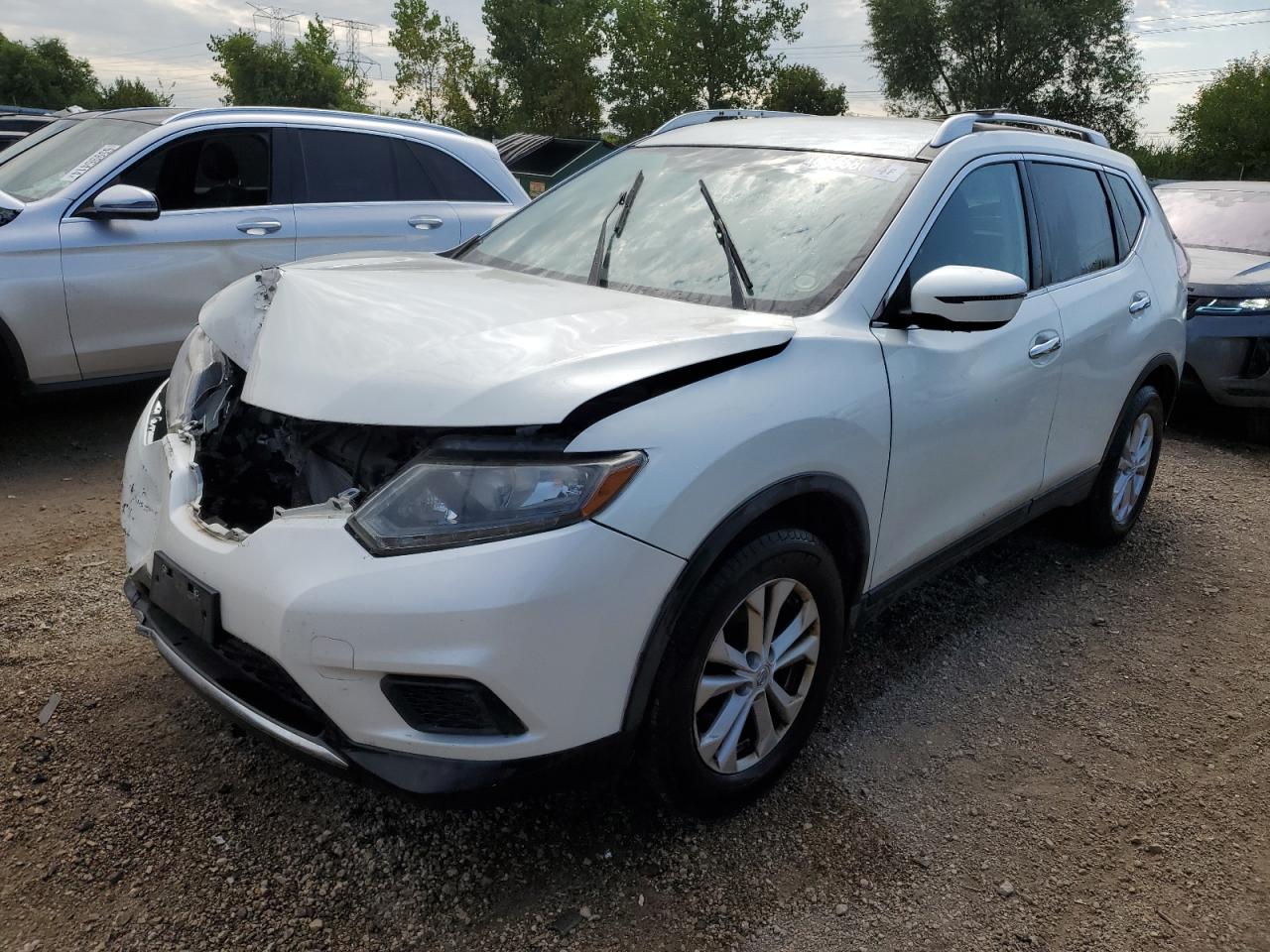 KNMAT2MT8GP599758 2016 NISSAN ROGUE - Image 1