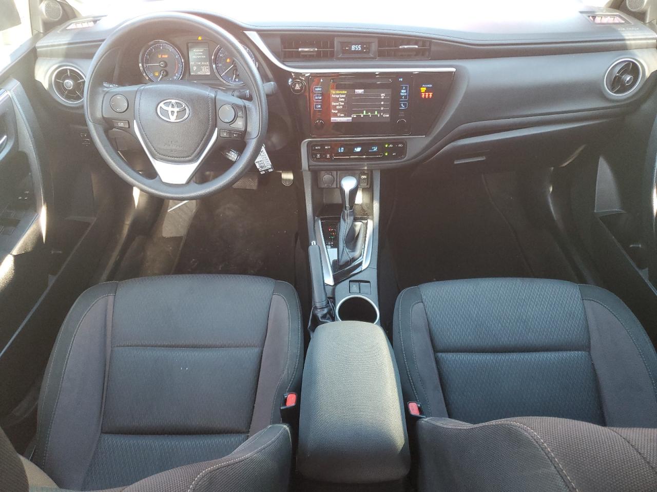 2018 Toyota Corolla L VIN: 5YFBURHE7JP839149 Lot: 69038864