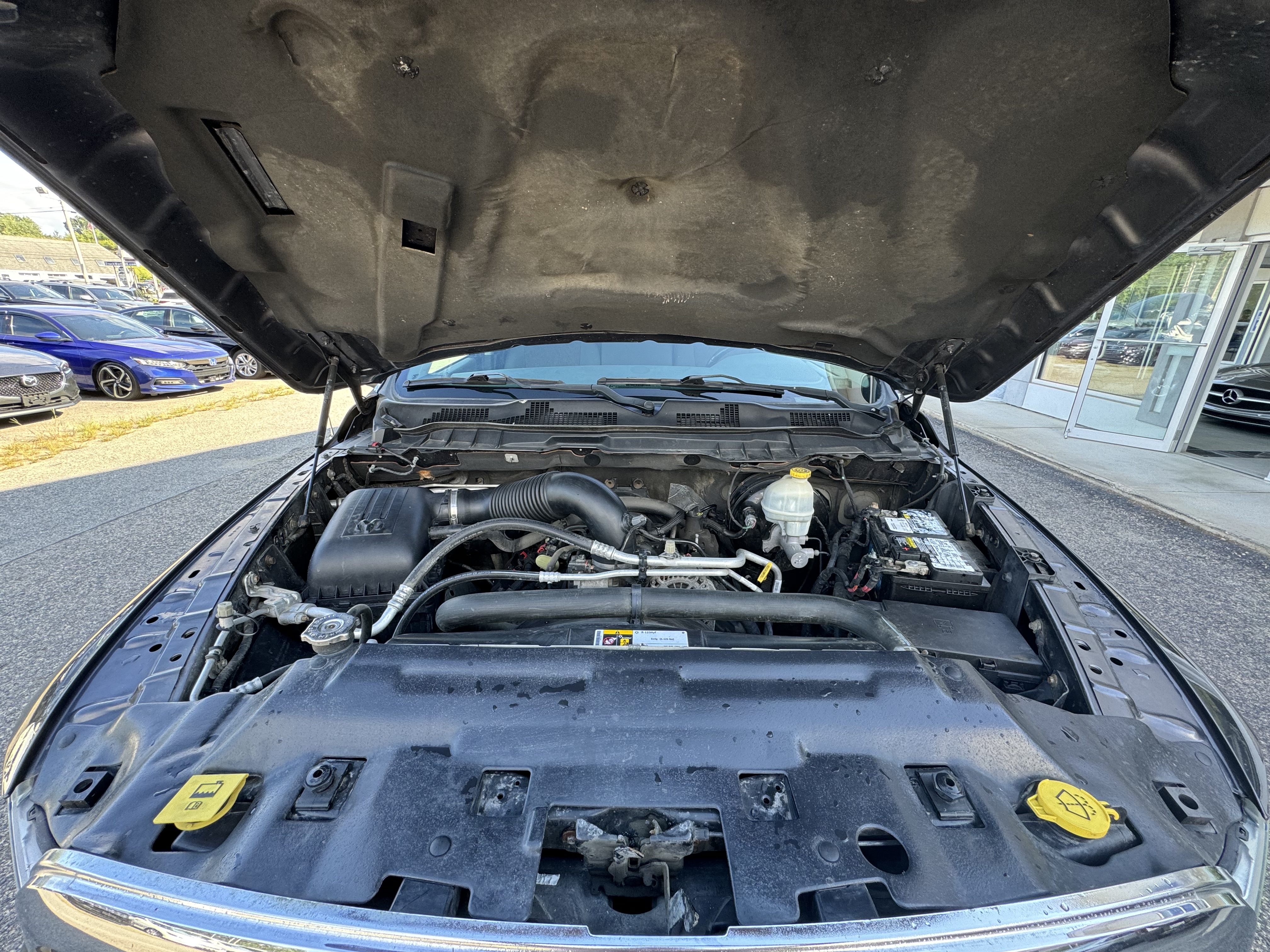 1C6RR7GT9ES307563 2014 Ram 1500 Slt