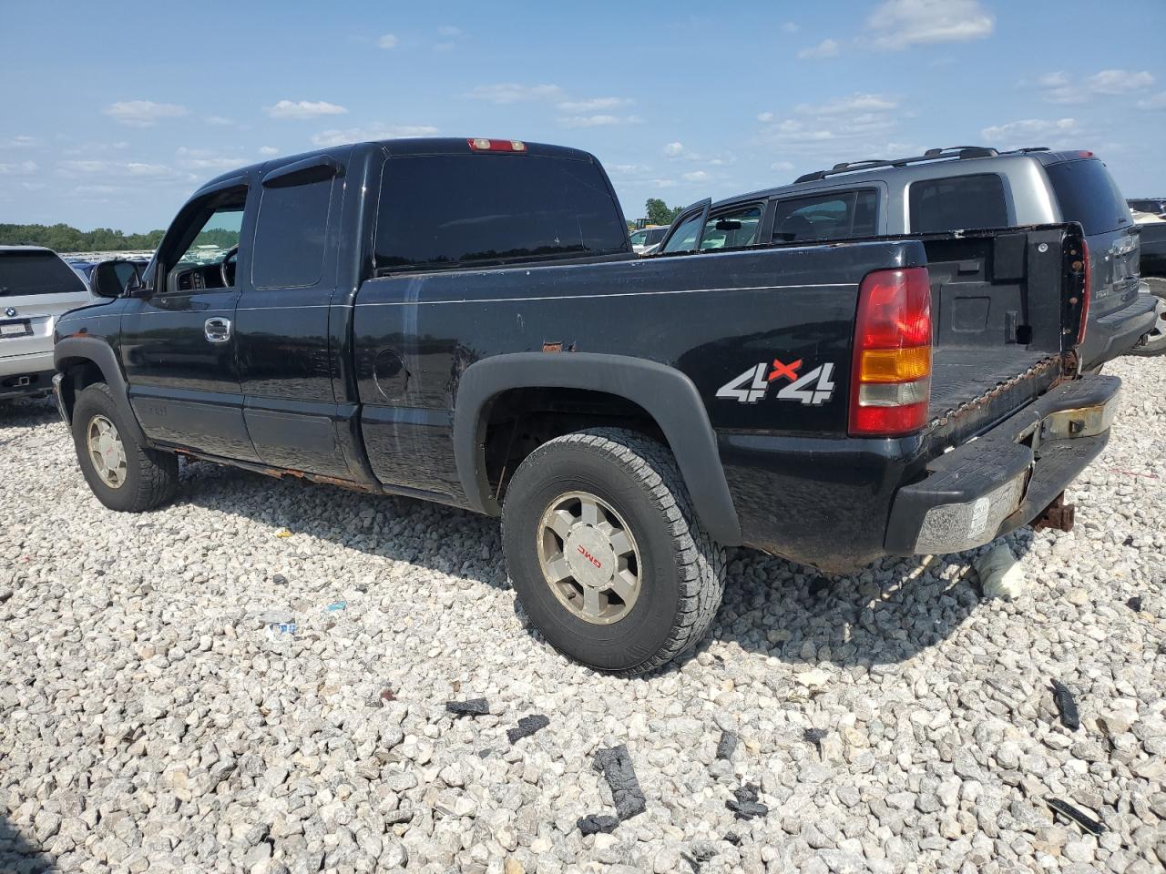 2002 GMC New Sierra K1500 VIN: 1GTEK19T12Z292257 Lot: 68242484