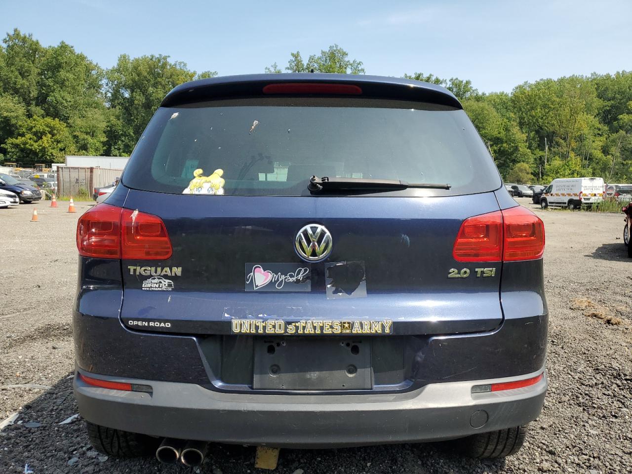 2012 Volkswagen Tiguan S VIN: WVGAV7AX7CW526407 Lot: 69233714