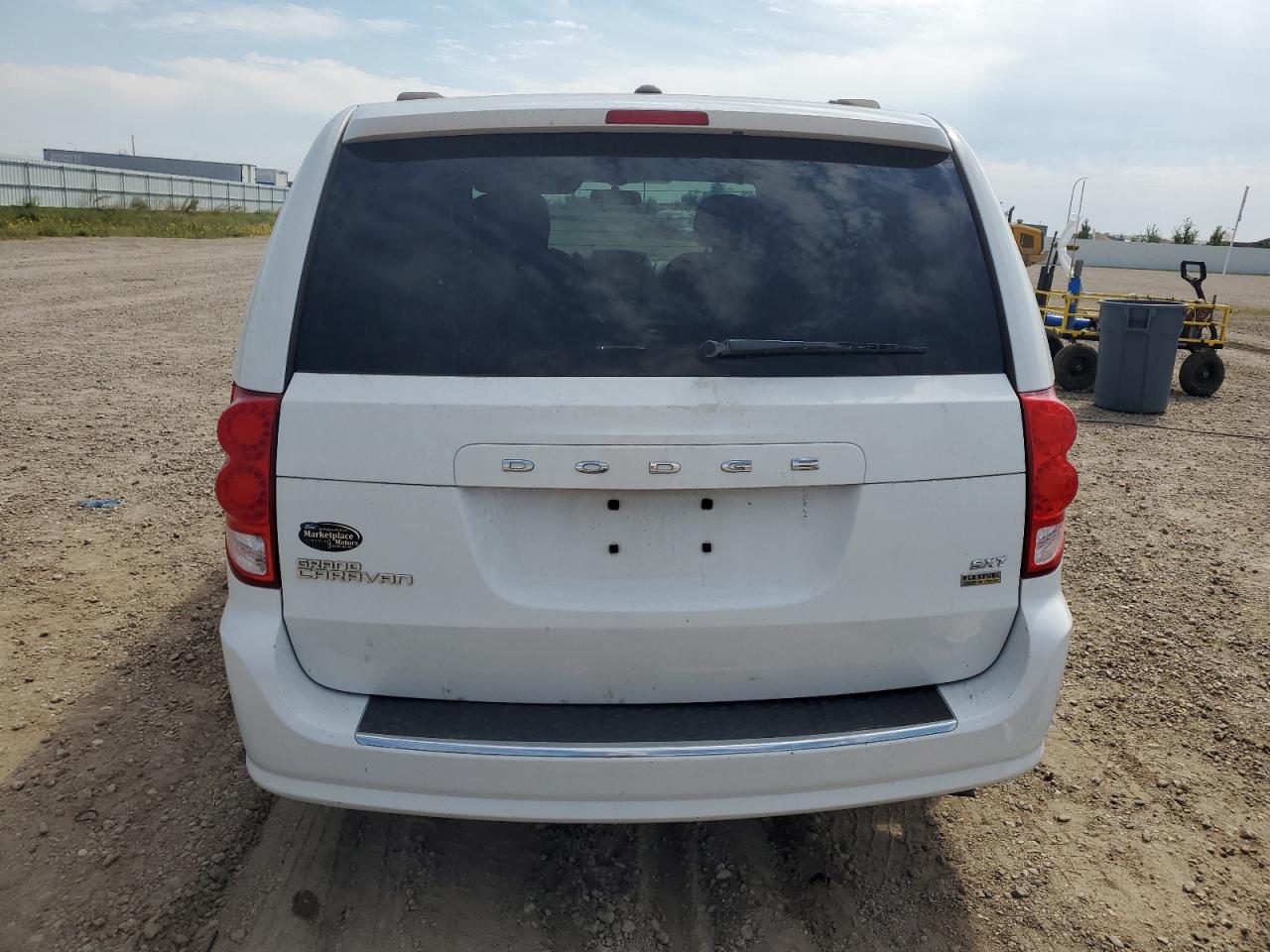 2C4RDGCG5GR324266 2016 Dodge Grand Caravan Sxt