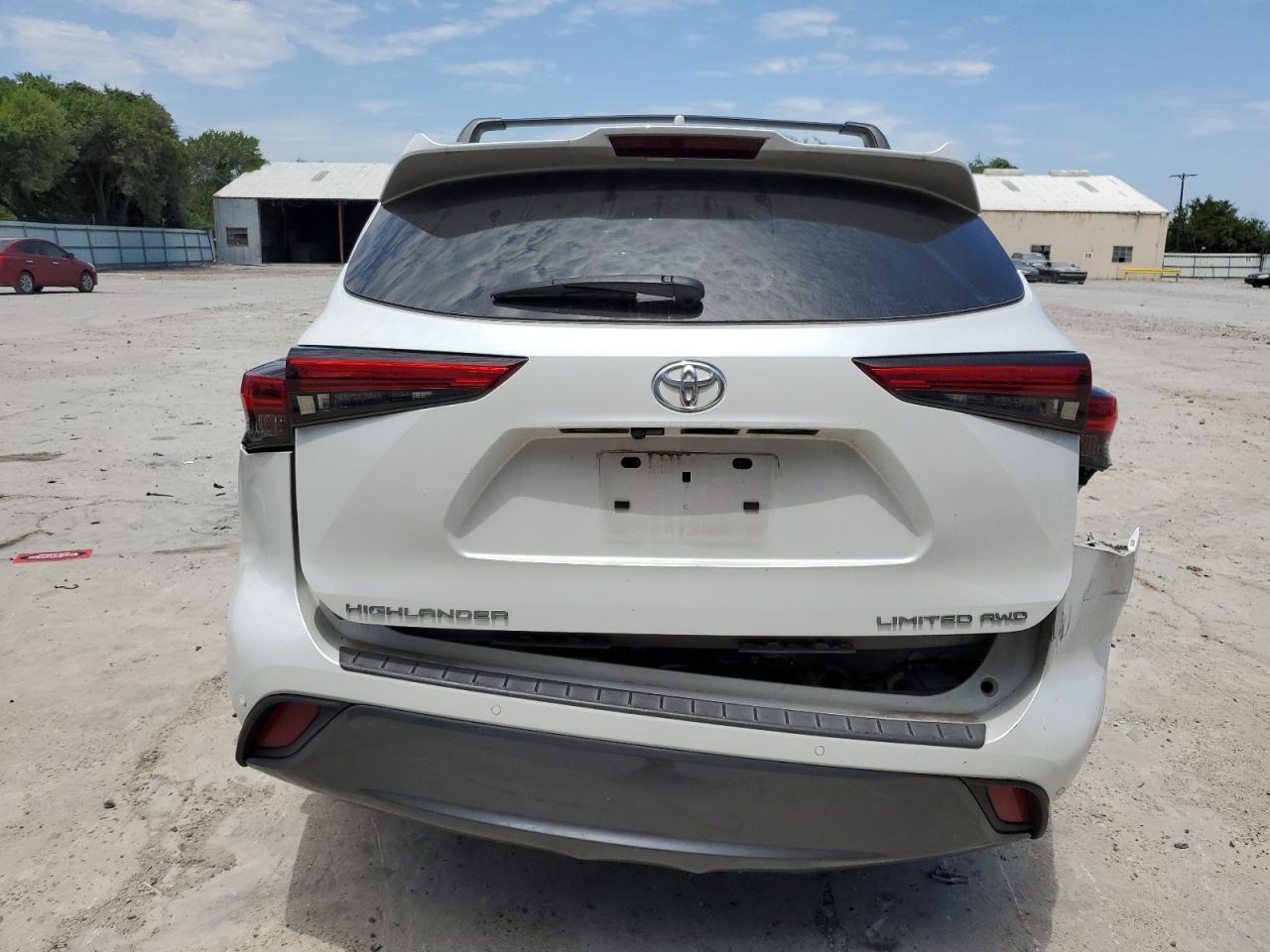 2022 Toyota Highlander Limited VIN: 5TDDZRBH8NS213040 Lot: 68138574