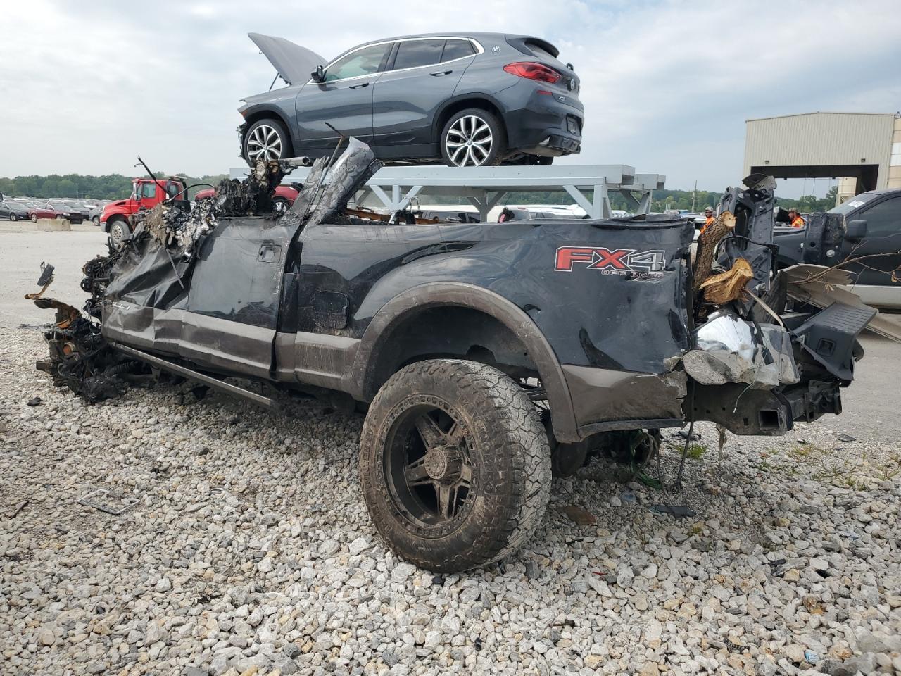 2017 Ford F250 - Image 2
