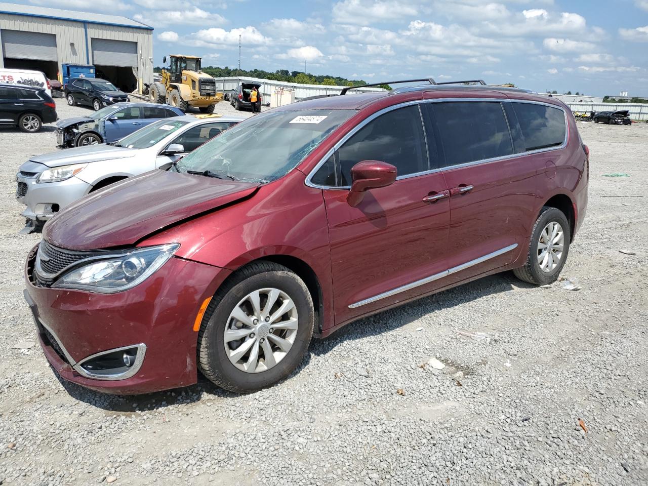 2C4RC1BG2KR685769 2019 CHRYSLER PACIFICA - Image 1