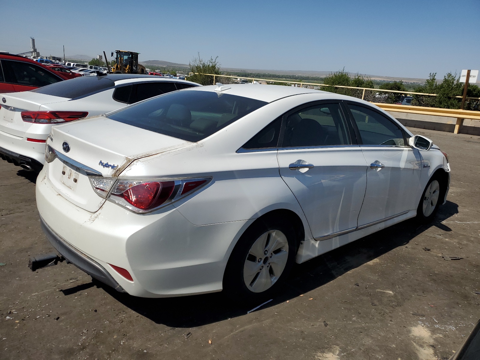 2014 Hyundai Sonata Hybrid vin: KMHEC4A48EA114377