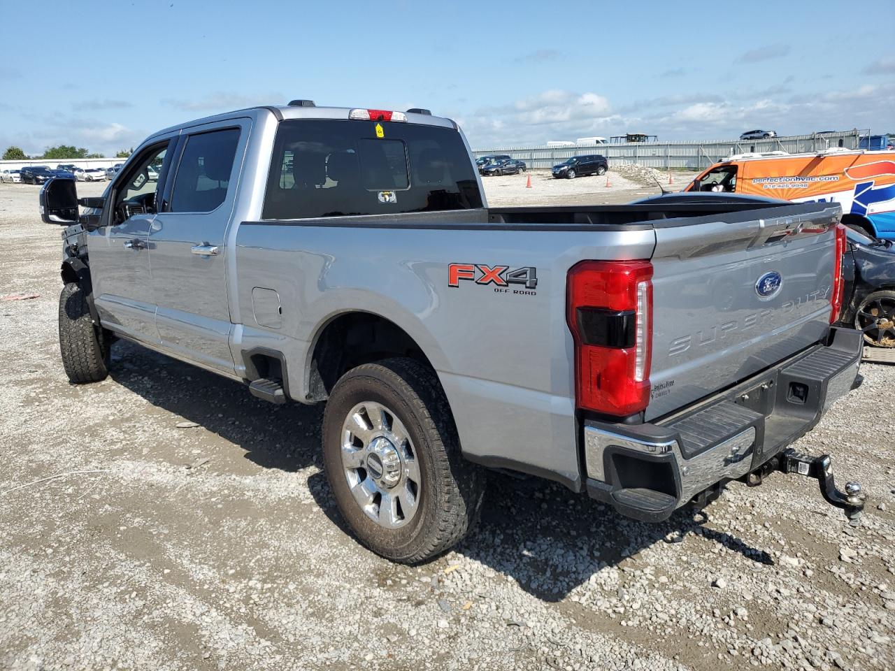 1FT8W2BT8PED37307 2023 FORD F250 - Image 2