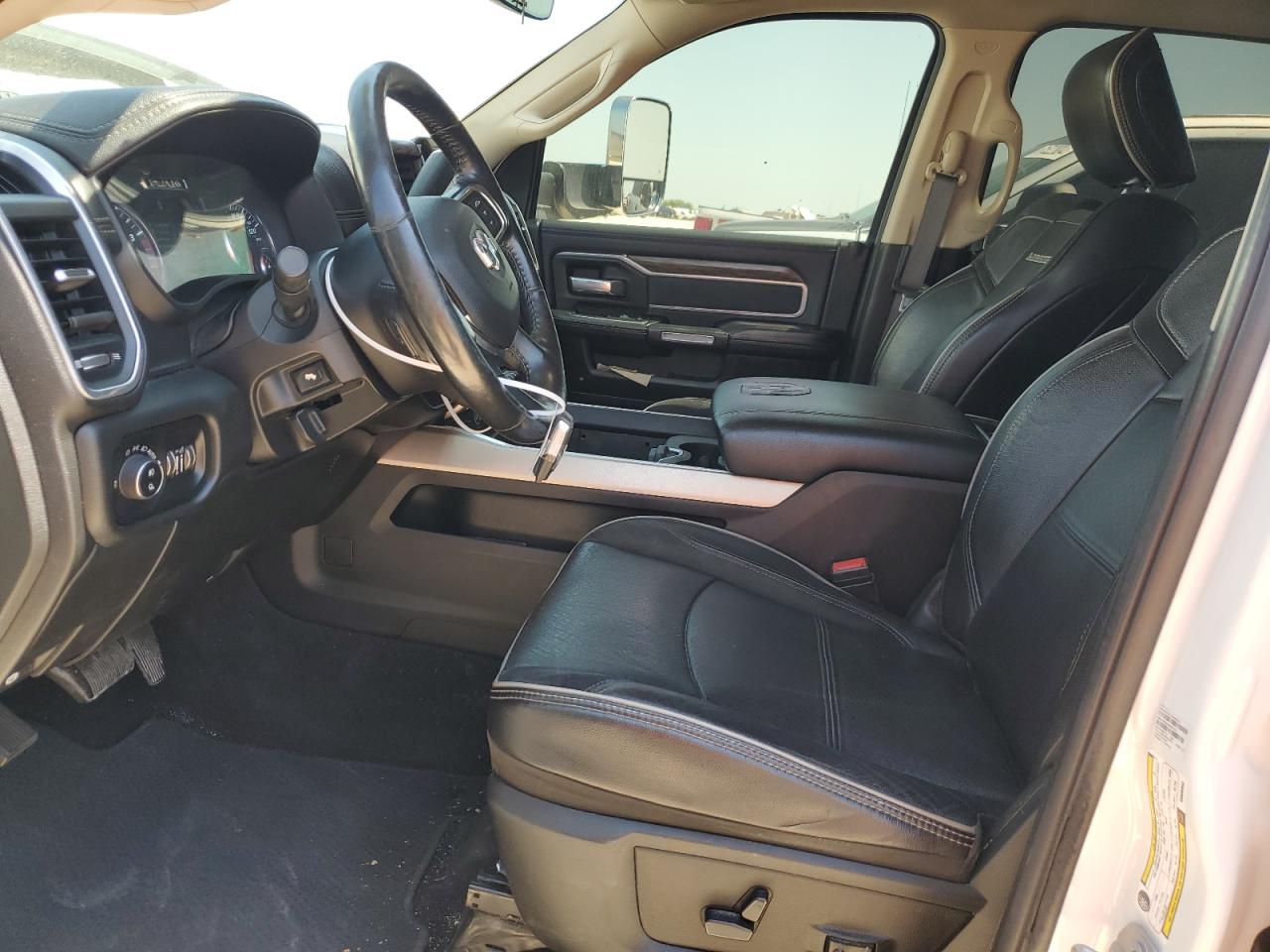 2019 Ram 3500 Laramie VIN: 3C63RRJL7KG636954 Lot: 65656734