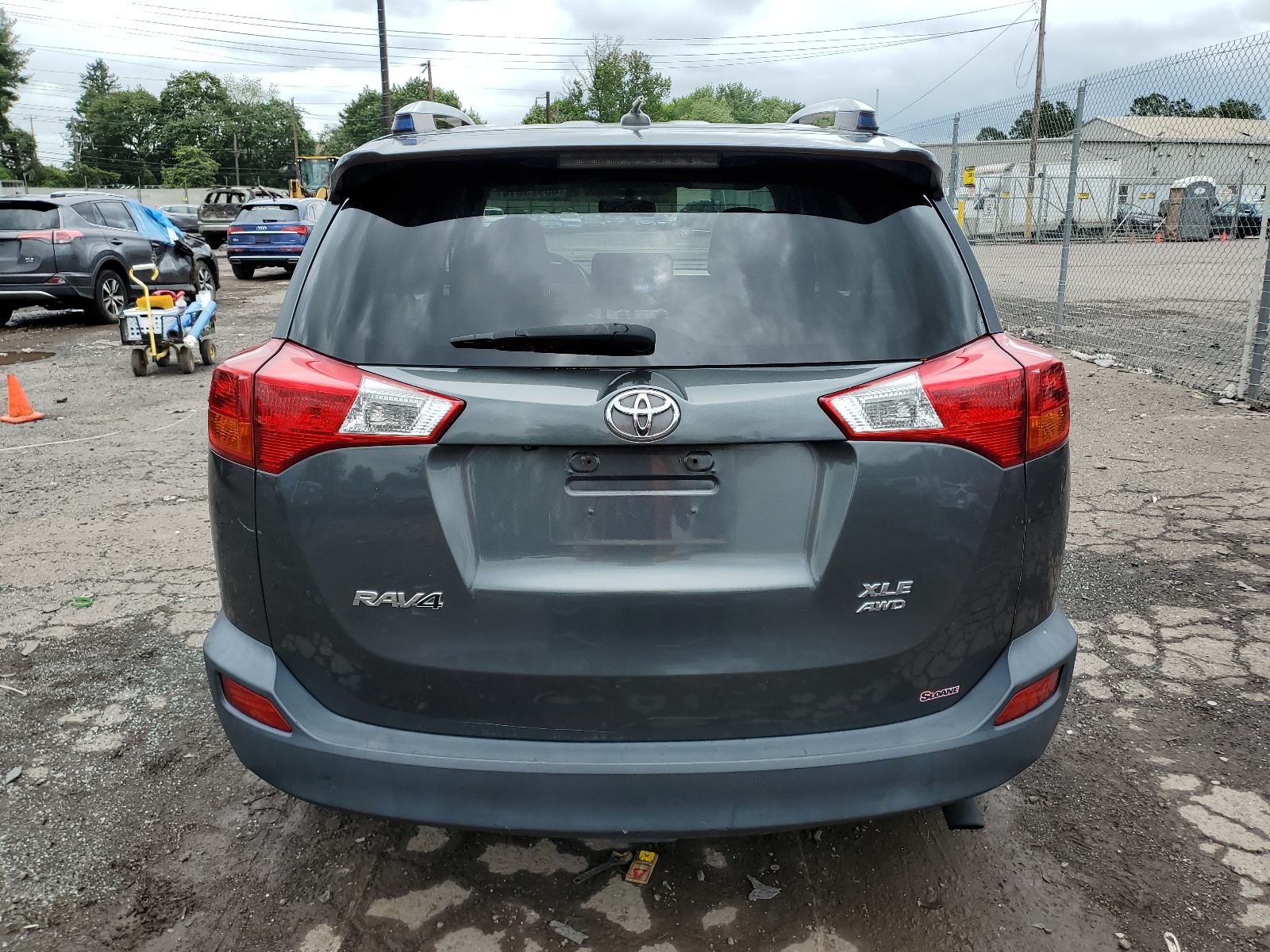 JTMRFREV0ED069897 2014 Toyota Rav4 Xle