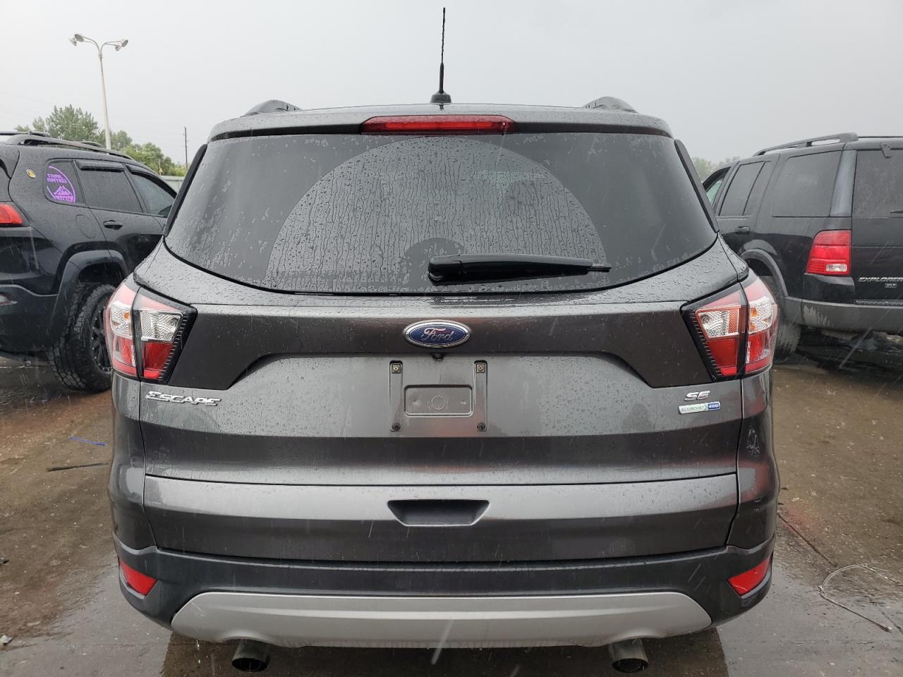 2018 Ford Escape Se VIN: 1FMCU9GD1JUB75510 Lot: 68705604