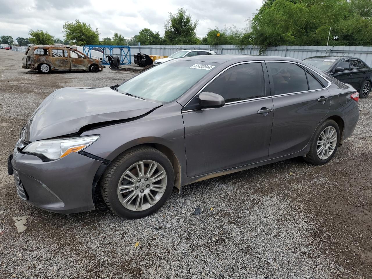 4T1BF1FKXFU045563 2015 TOYOTA CAMRY - Image 1