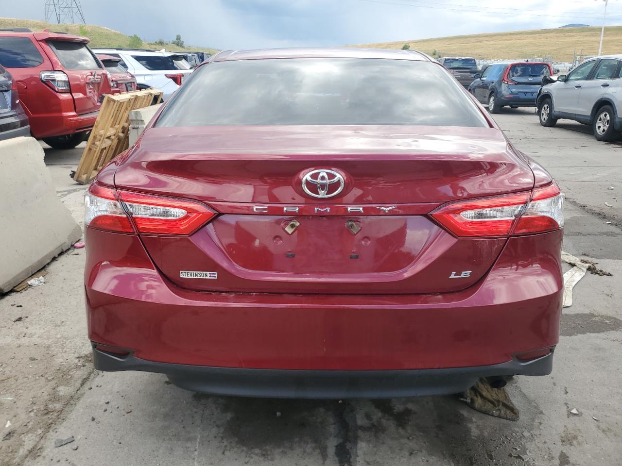 4T1B11HK3JU541938 2018 Toyota Camry L