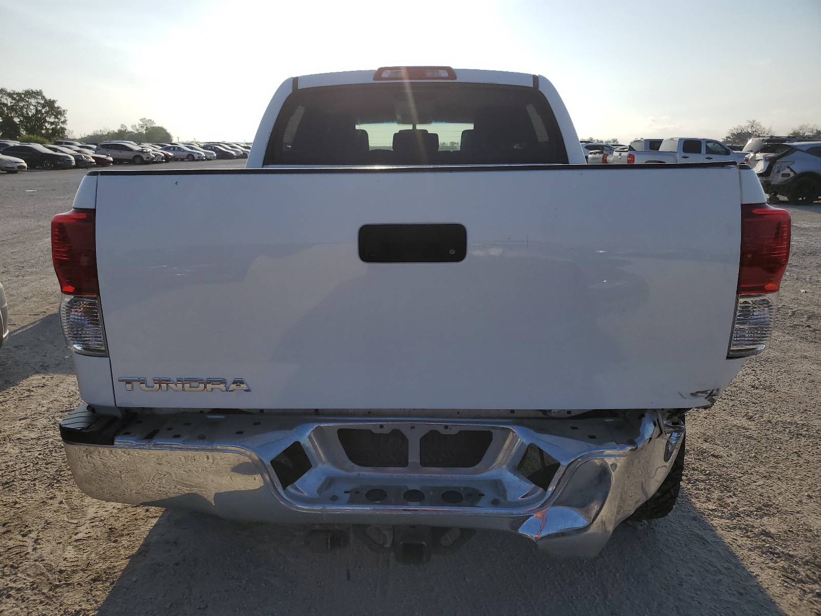 5TFEM5F18CX045111 2012 Toyota Tundra Crewmax Sr5