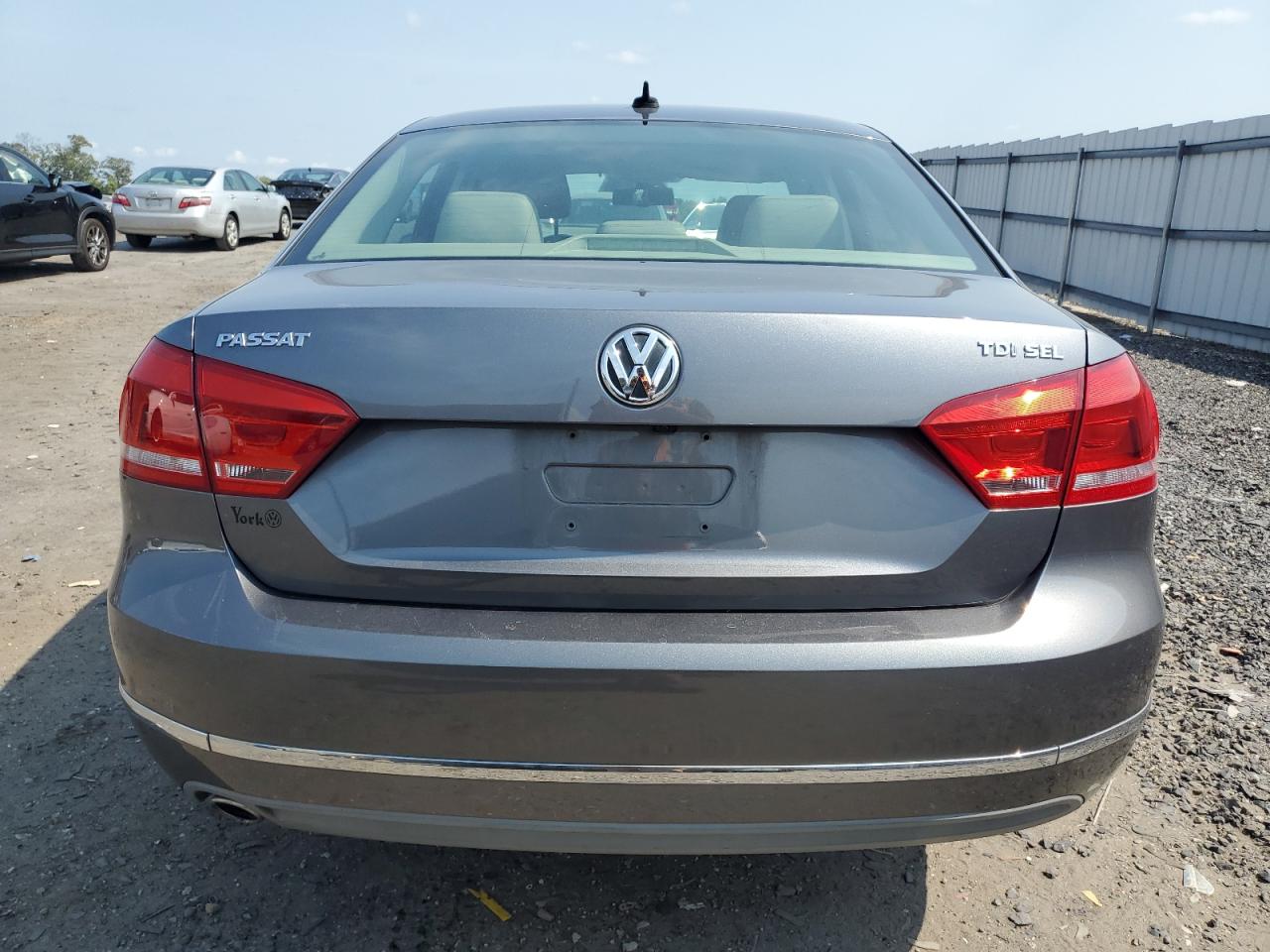 2013 Volkswagen Passat Sel VIN: 1VWCN7A36DC103389 Lot: 65605164
