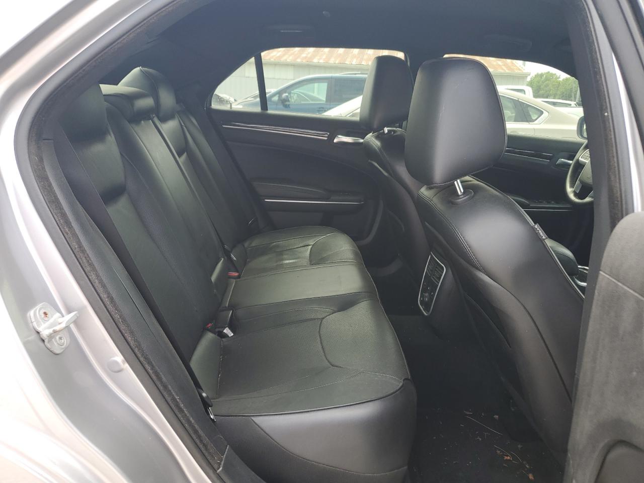 2014 Chrysler 300C VIN: 2C3CCAET2EH117809 Lot: 65720234