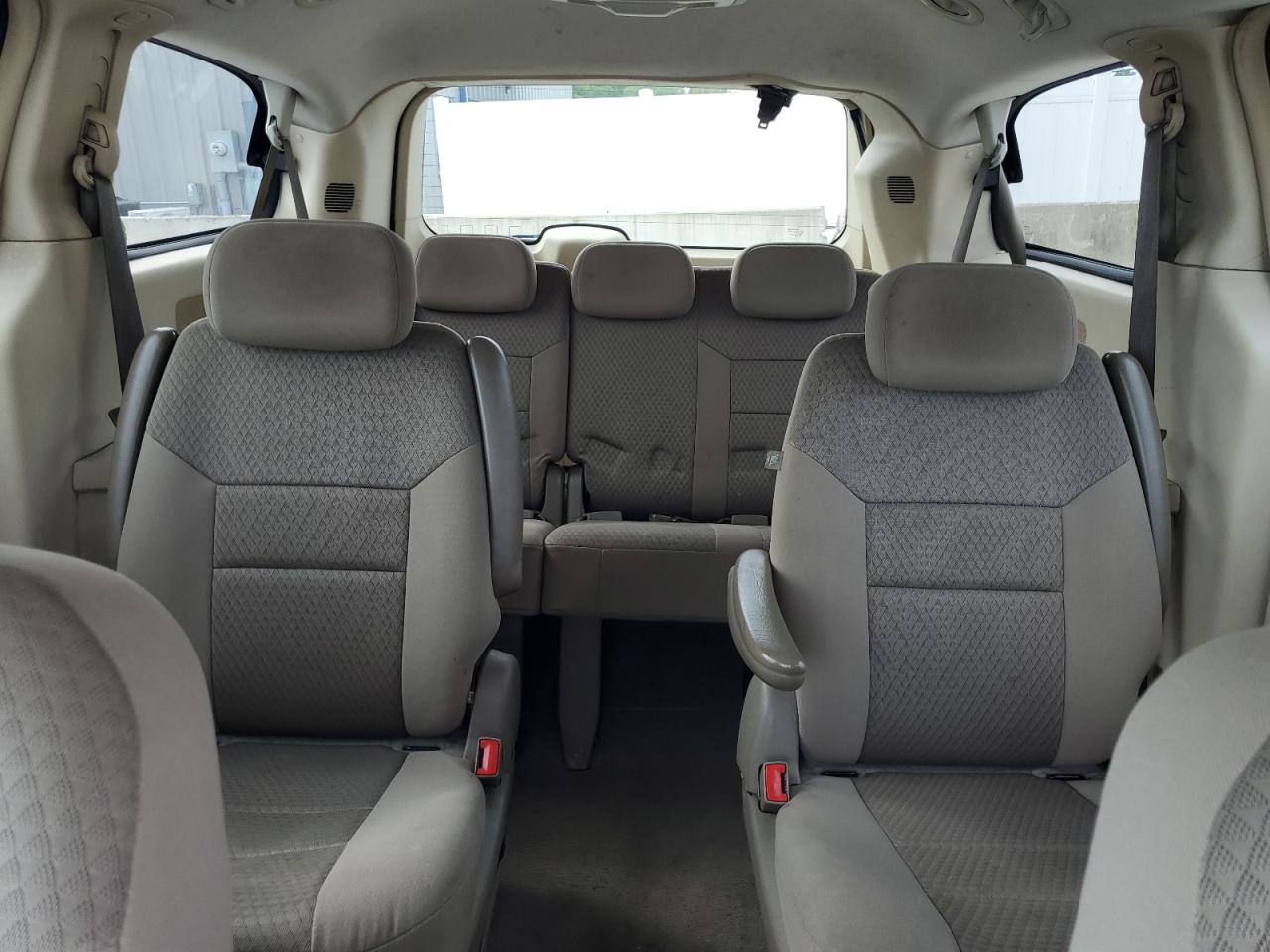 2010 Chrysler Town & Country Touring VIN: 2A4RR5D18AR113113 Lot: 69244484