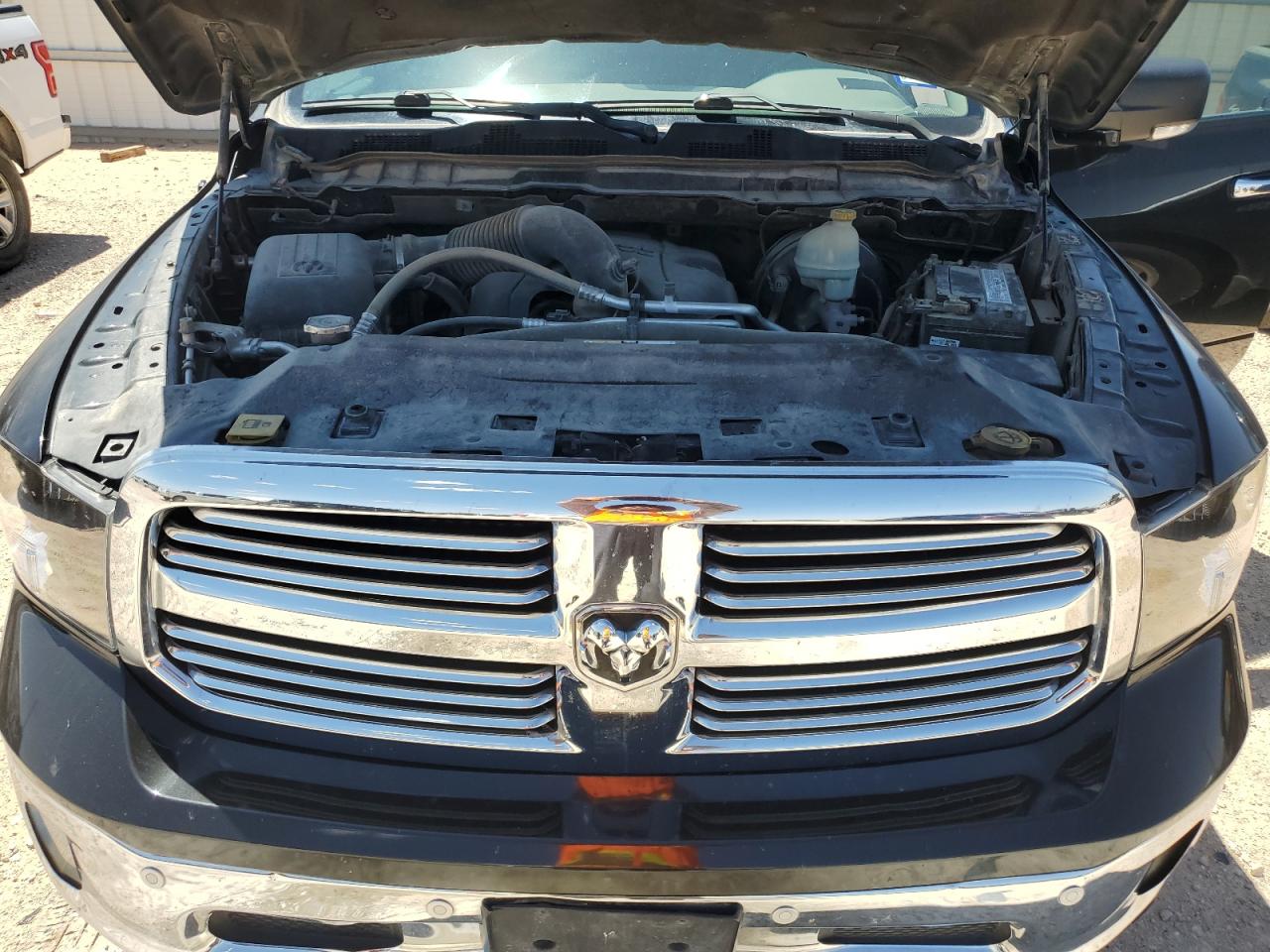 1C6RR6LT6GS155065 2016 Ram 1500 Slt